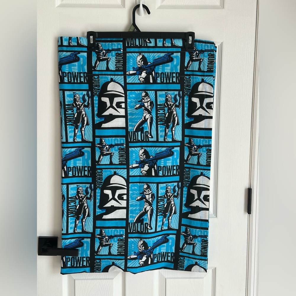 NWOT Star Wars Curtains Drapes 2 Panels Tiebacks StormTroopers print 42"x 63"